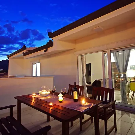 Salona Apartment 公寓 *