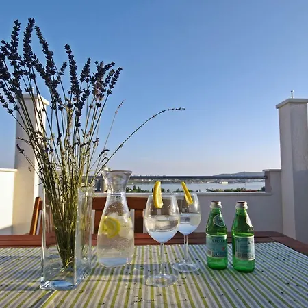 Salona Apartment * 索林