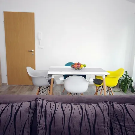Salona Apartment 索林